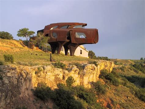 the metal house airbnb|Robert Bruno’s Steel House – Ransom Canyon, .